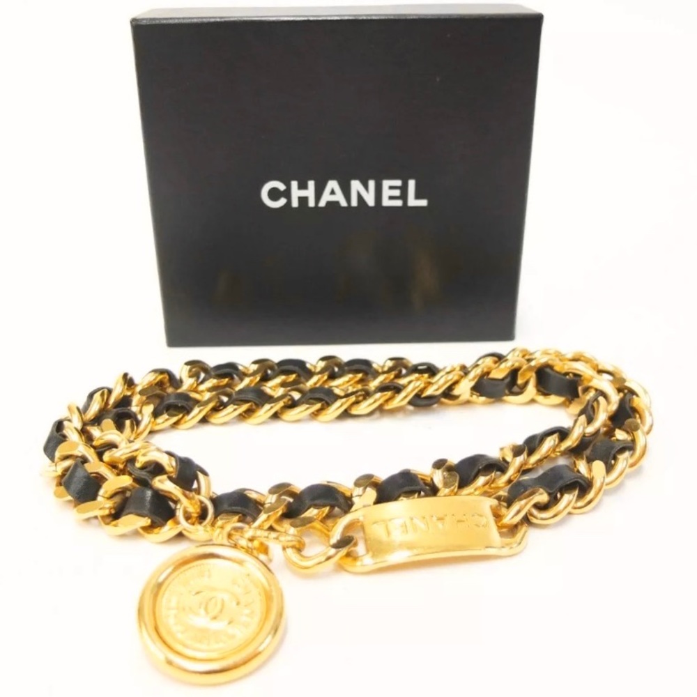 CHANEL Lambskin Chain Medallion Rue Cambon Belt Necklace